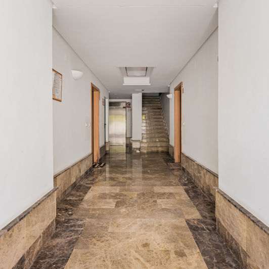Image No.30-2 Bed Apartment for sale
