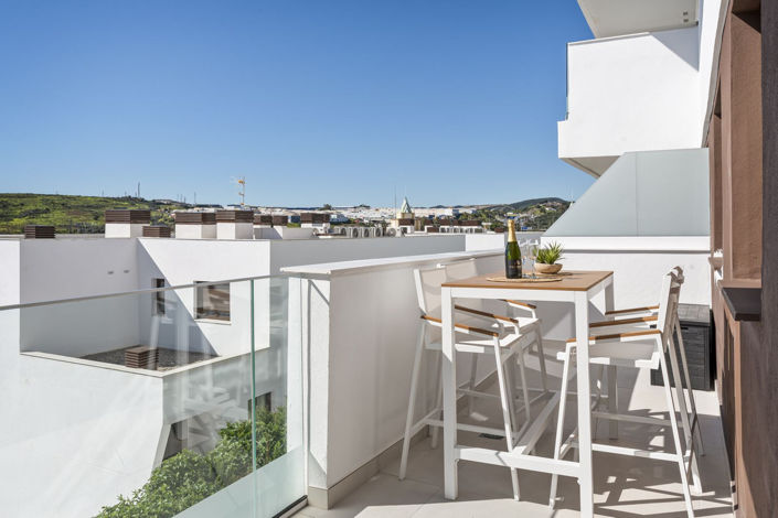 Image No.20-2 Bed Apartment for sale