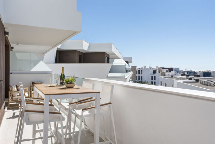 Image No.21-2 Bed Apartment for sale