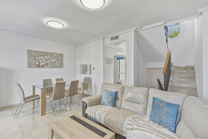 Image No.15-3 Bed Townhouse for sale
