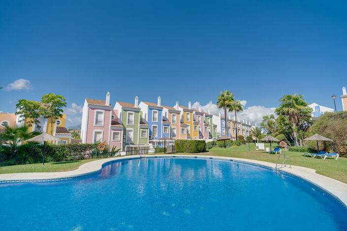 Image No.2-3 Bed Townhouse for sale