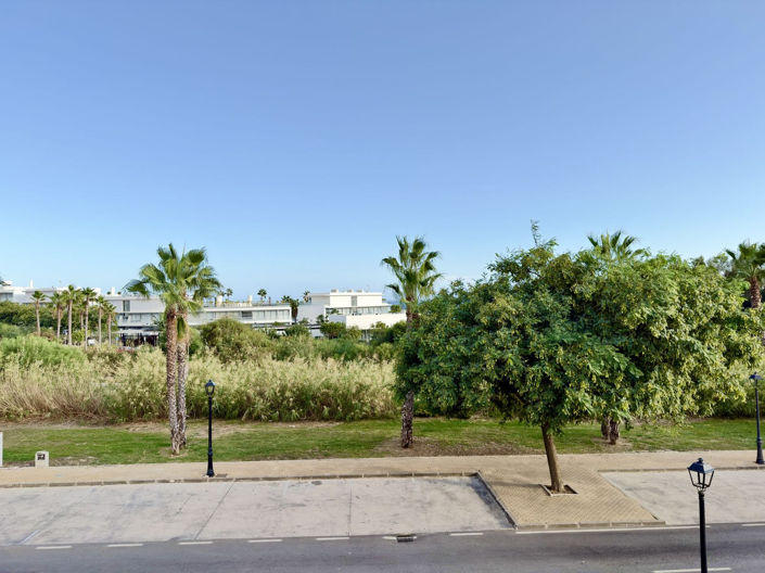 Image No.20-2 Bed Apartment for sale