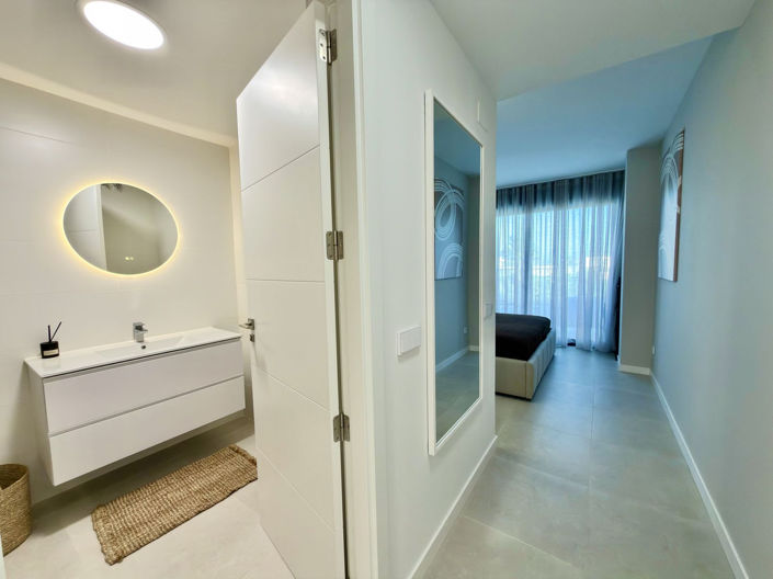 Image No.21-2 Bed Apartment for sale