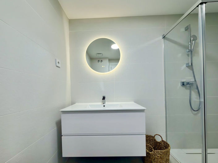 Image No.35-2 Bed Apartment for sale