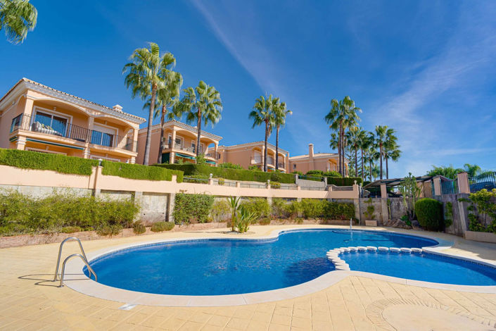 Image No.12-3 Bed Villa for sale