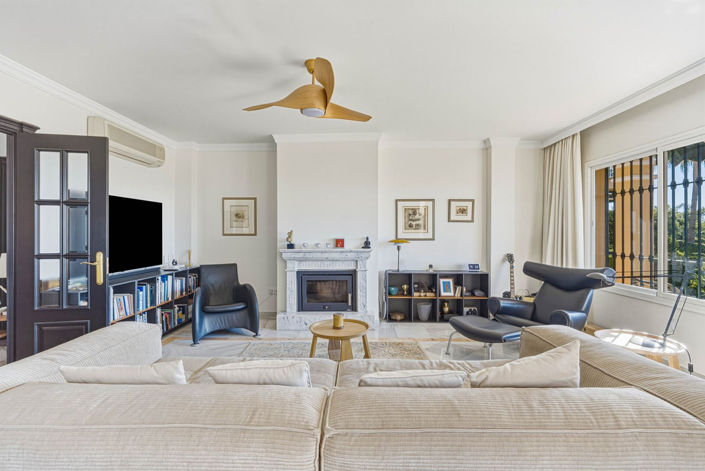 Image No.19-3 Bed Villa for sale