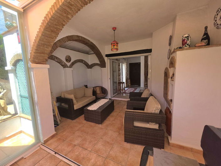 Image No.6-3 Bed Townhouse for sale