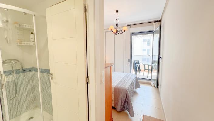 Image No.8-2 Bed Apartment for sale