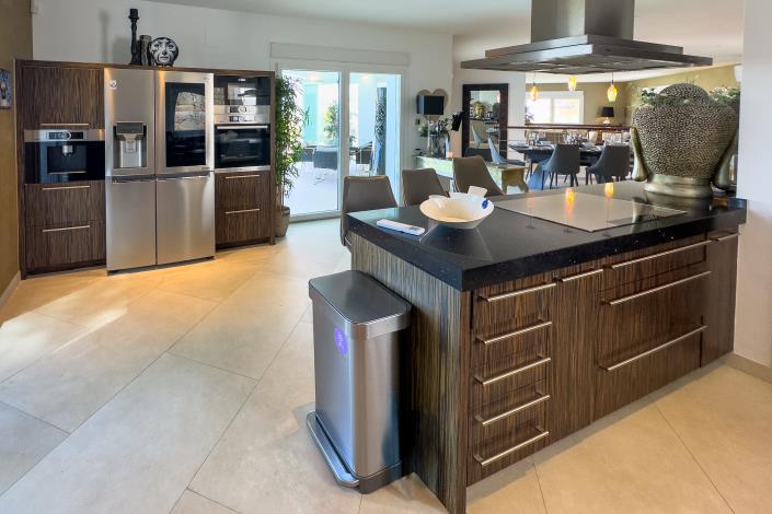 Image No.9-5 Bed Villa for sale