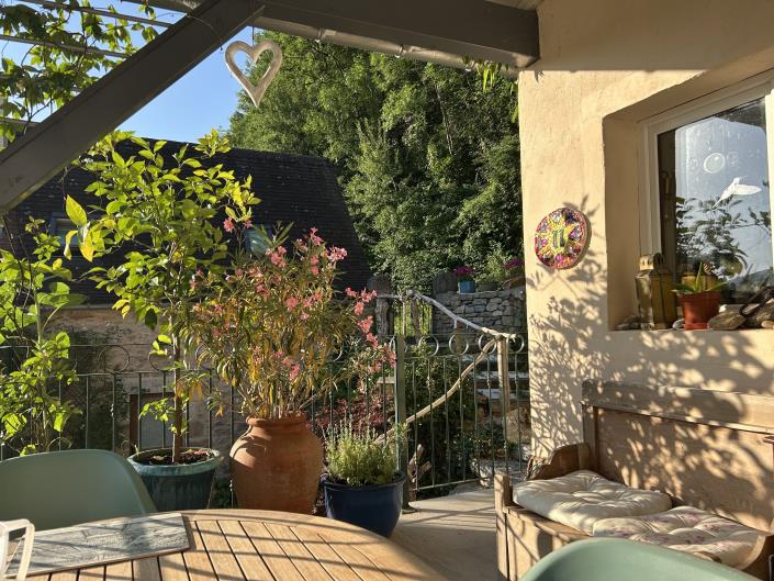 Image No.2-4 Bed Country House for sale