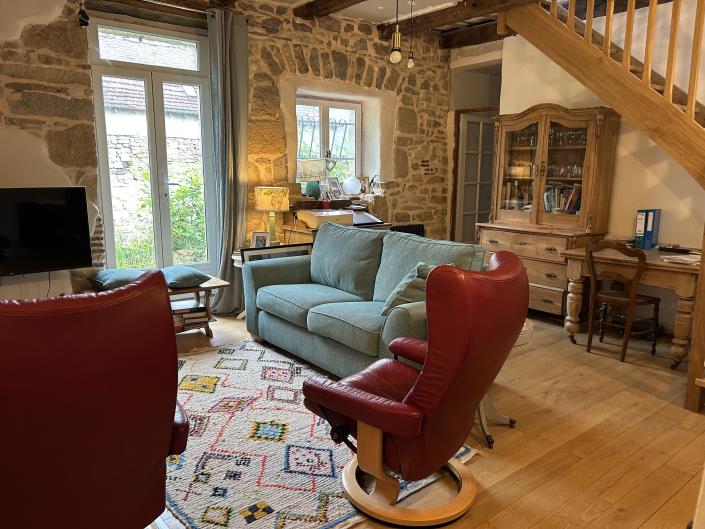 Image No.7-4 Bed Country House for sale