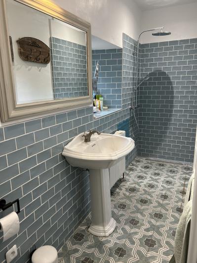 Image No.10-4 Bed Country House for sale