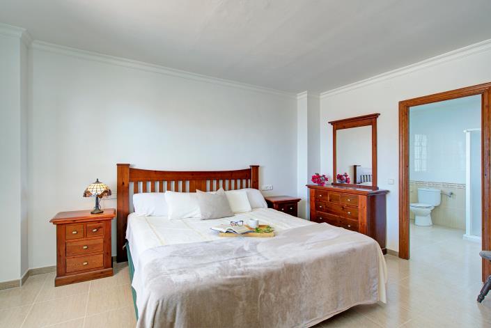 Image No.21-5 Bed Villa for sale