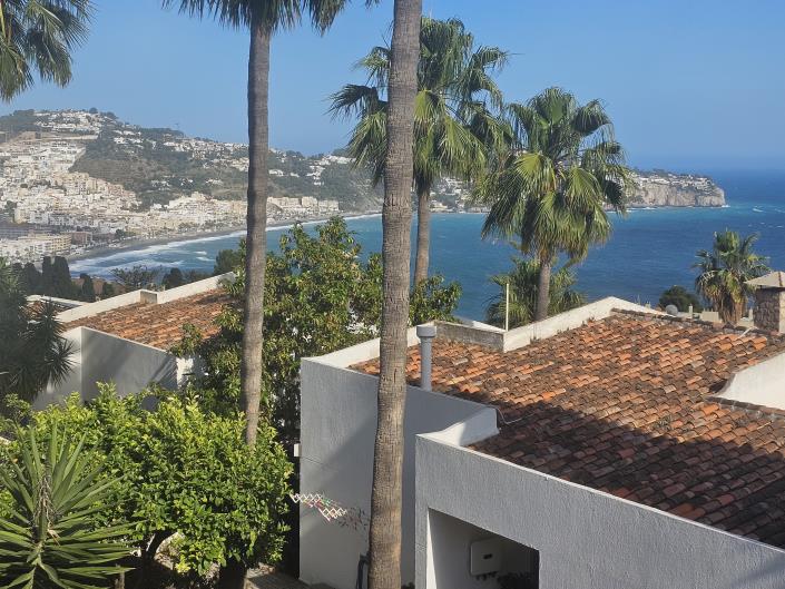 Image No.3-5 Bed Villa for sale