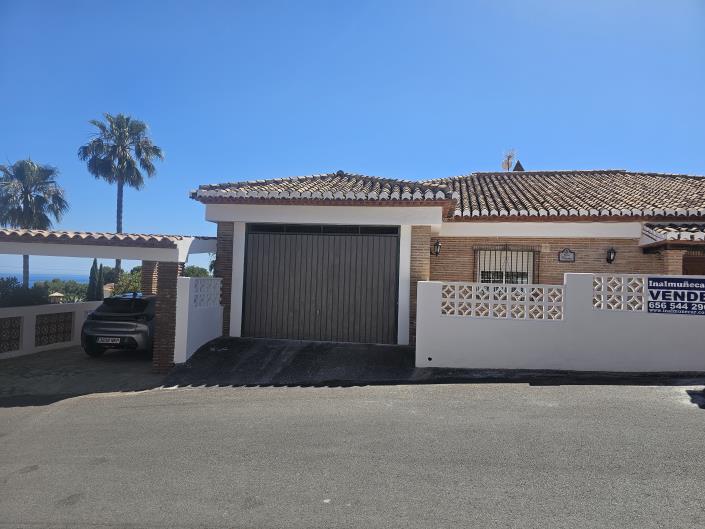 Image No.27-5 Bed Villa for sale