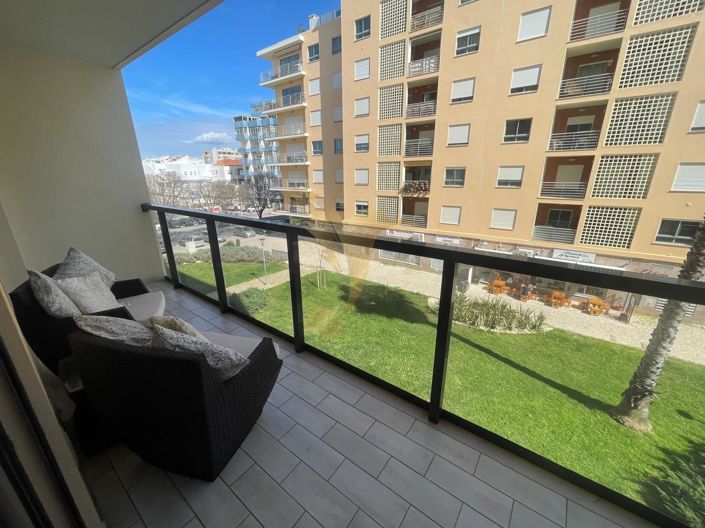 Image No.10-3 Bed Apartment for sale