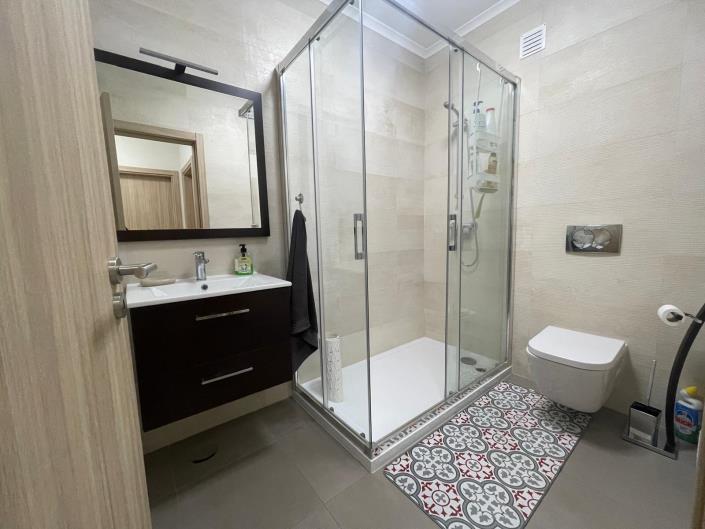 Image No.25-3 Bed Apartment for sale