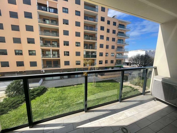 Image No.3-3 Bed Apartment for sale