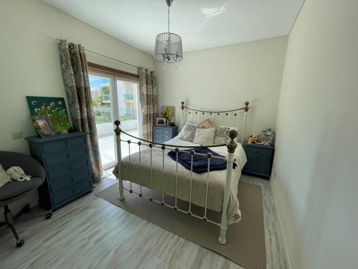 Image No.14-3 Bed Apartment for sale