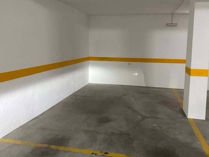 Image No.22-3 Bed Apartment for sale