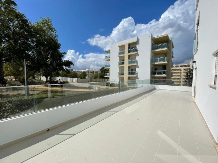 Image No.24-3 Bed Apartment for sale