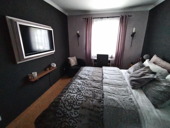 Image No.2-3 Bed Apartment for sale