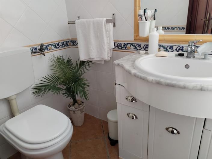 Image No.12-3 Bed Apartment for sale