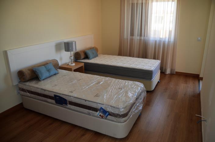 Image No.18-4 Bed House for sale