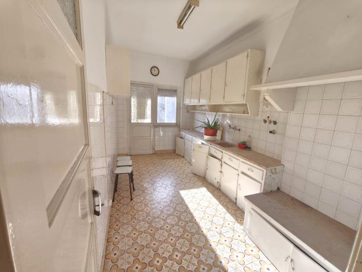 Image No.11-3 Bed Apartment for sale