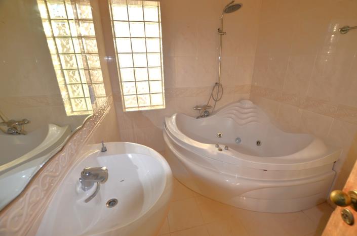 Image No.2-3 Bed Apartment for sale