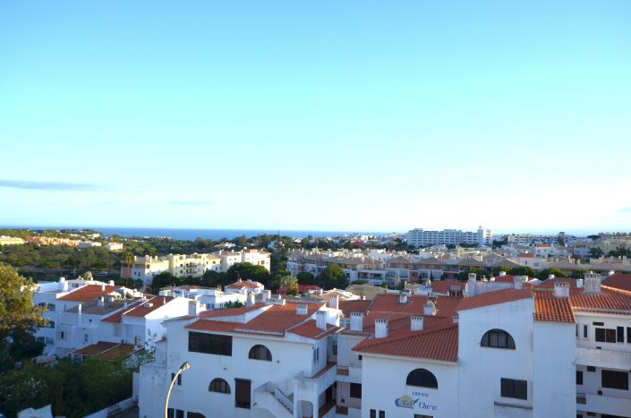 Image No.26-3 Bed Apartment for sale