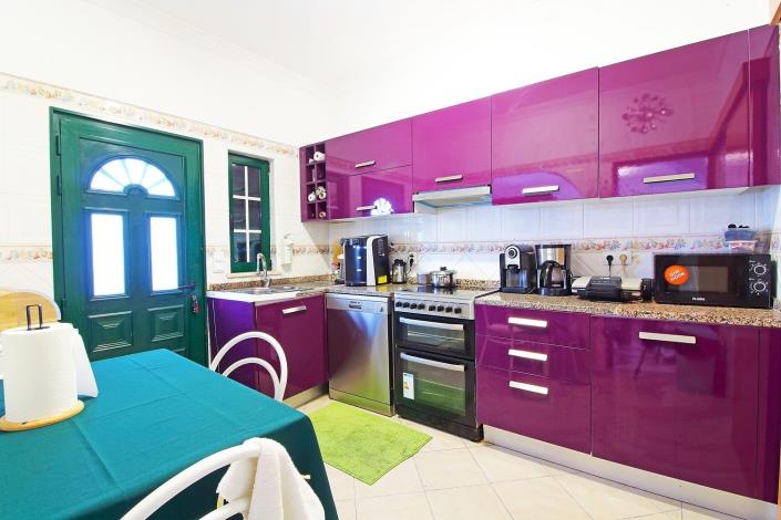 Image No.14-6 Bed House for sale