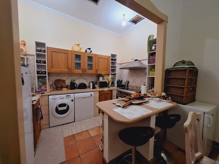 Image No.19-6 Bed Villa for sale