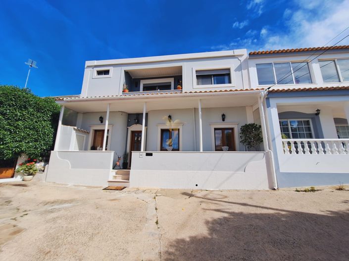 Image No.27-6 Bed Villa for sale