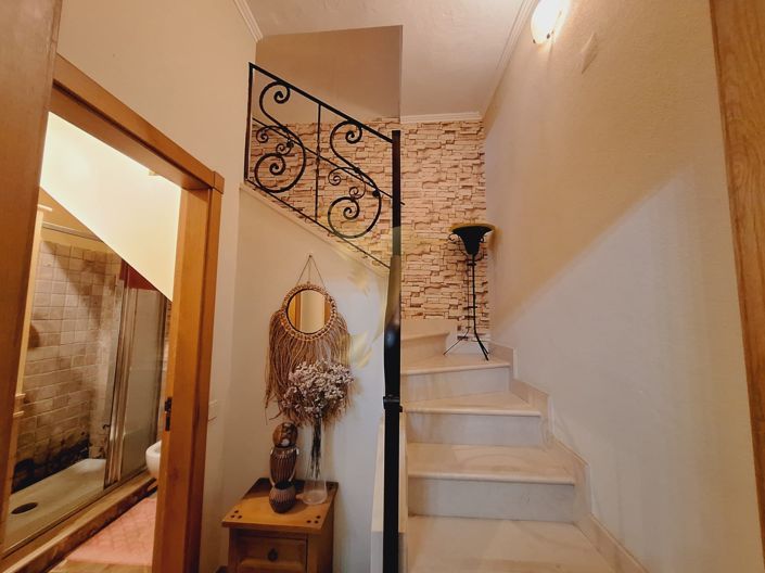 Image No.36-6 Bed Villa for sale