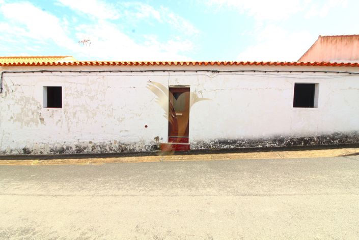 Image No.12-5 Bed Country House for sale