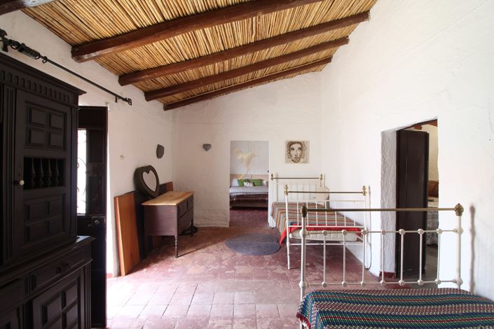 Image No.18-5 Bed Country House for sale