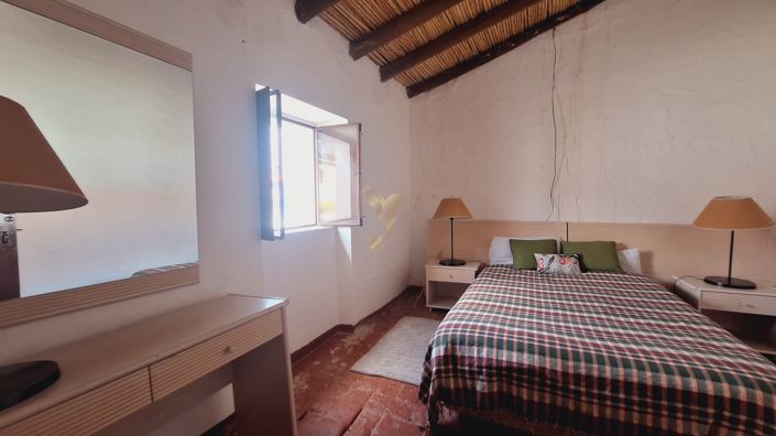 Image No.27-5 Bed Country House for sale
