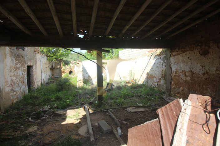 Image No.2-5 Bed Farmhouse for sale