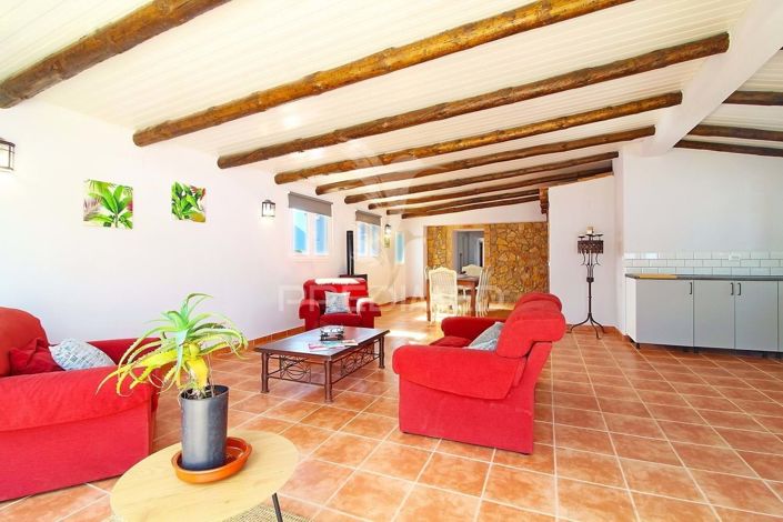 Image No.6-4 Bed Villa for sale