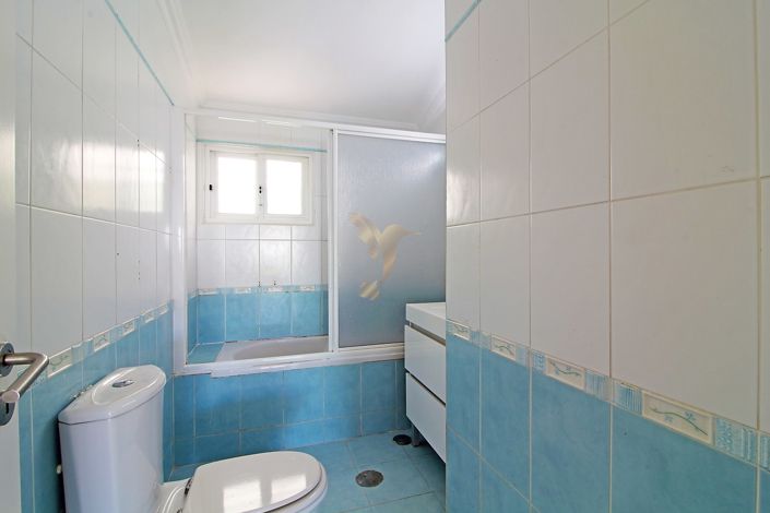 Image No.18-4 Bed Villa for sale