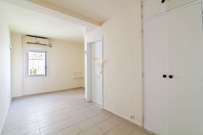 Image No.20-4 Bed Villa for sale