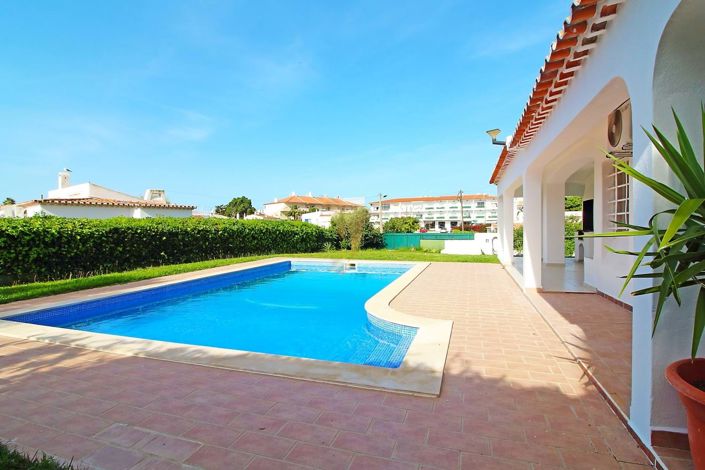Image No.31-4 Bed Villa for sale