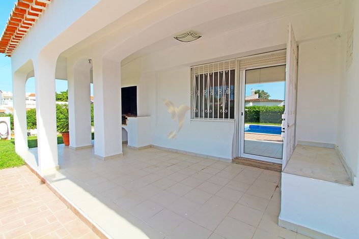 Image No.4-4 Bed Villa for sale