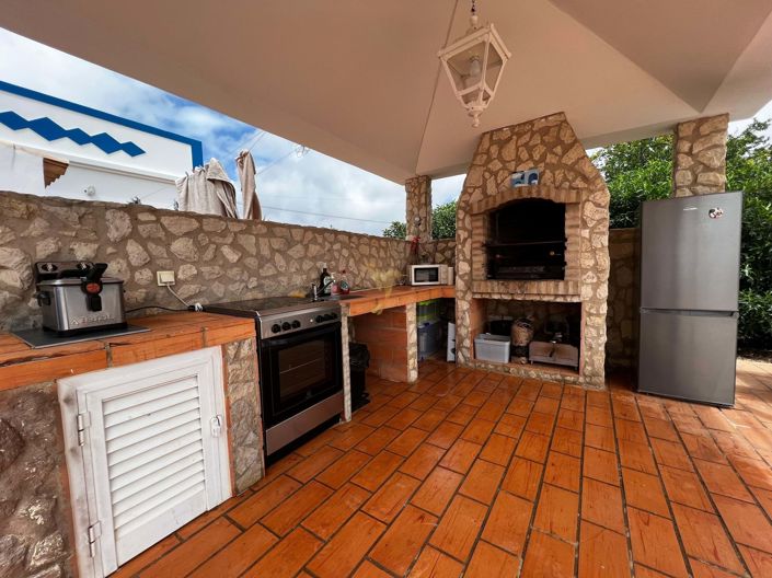 Image No.10-6 Bed Villa for sale