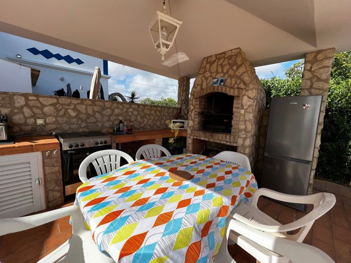 Image No.12-6 Bed Villa for sale