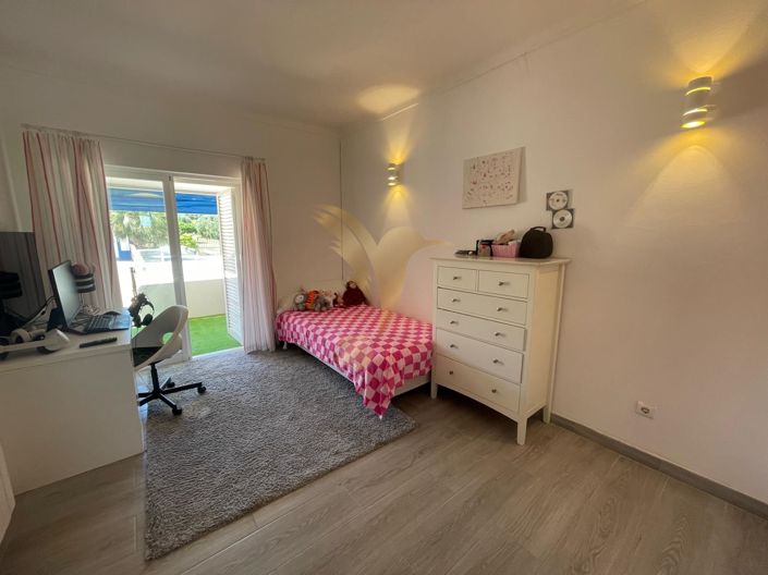 Image No.26-6 Bed Villa for sale