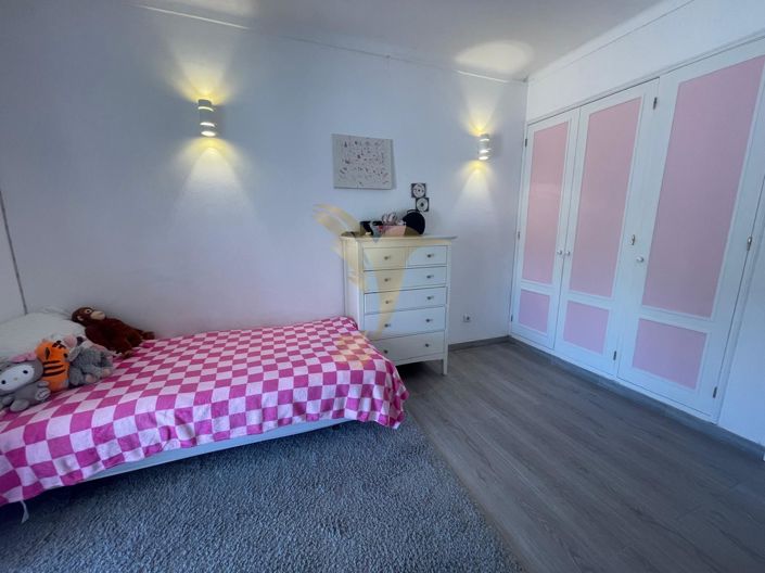Image No.28-6 Bed Villa for sale