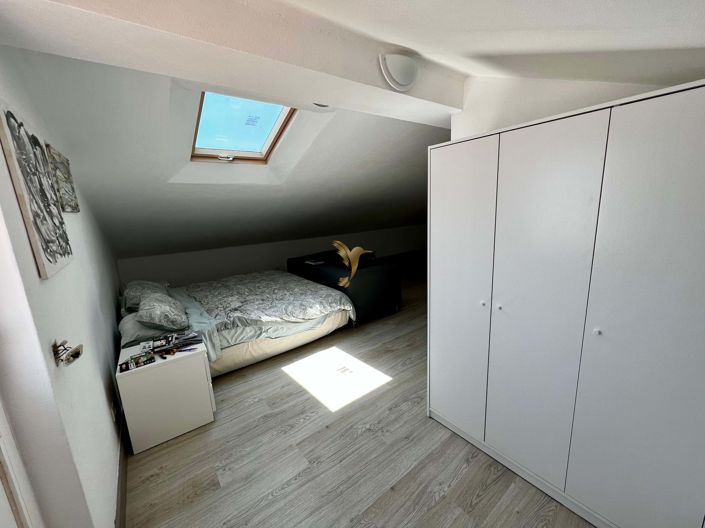 Image No.58-6 Bed Villa for sale