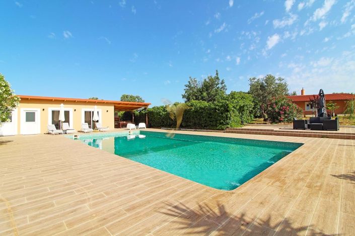 Image No.18-Country House for sale